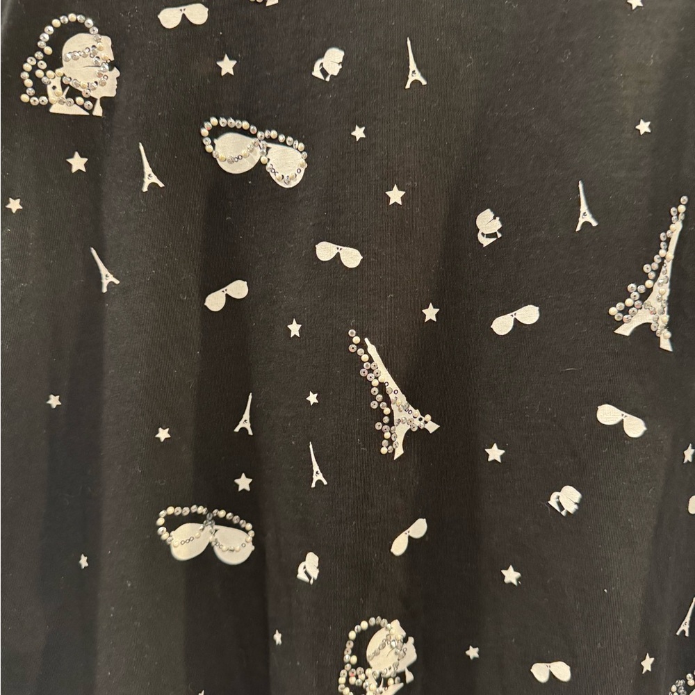 NWOT Karl Lagerfeld Women’s Black Tee w White Paris Icons - Picture 4 of 9